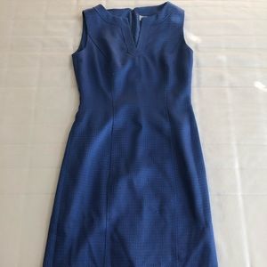 very cute TAHARI purple dress